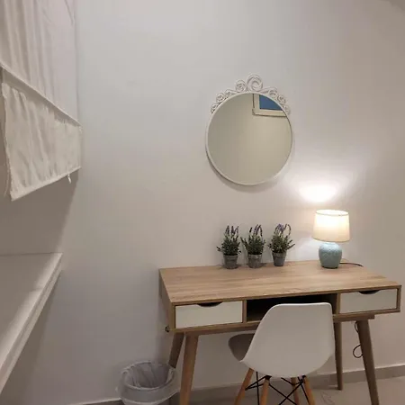 Marita's Retreat Apartment Naousa (Paros)