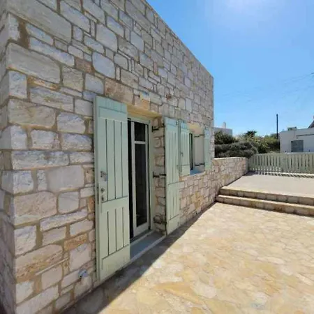 Marita's Retreat Naousa (Paros)