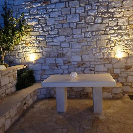 Marita's Retreat Apartment *